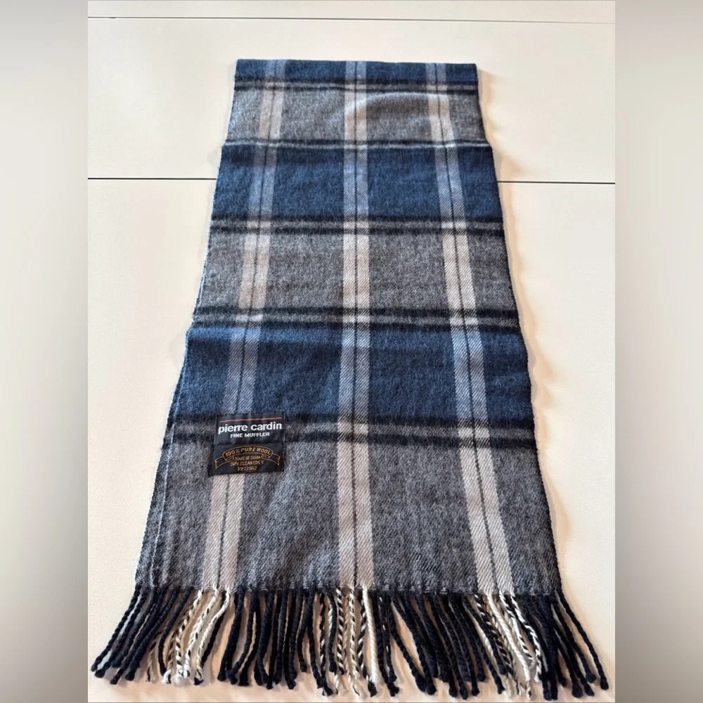 Pierre Cardin Tartan Plaid Men’s Scarf Pure Wool Gray Blue Fringe 12